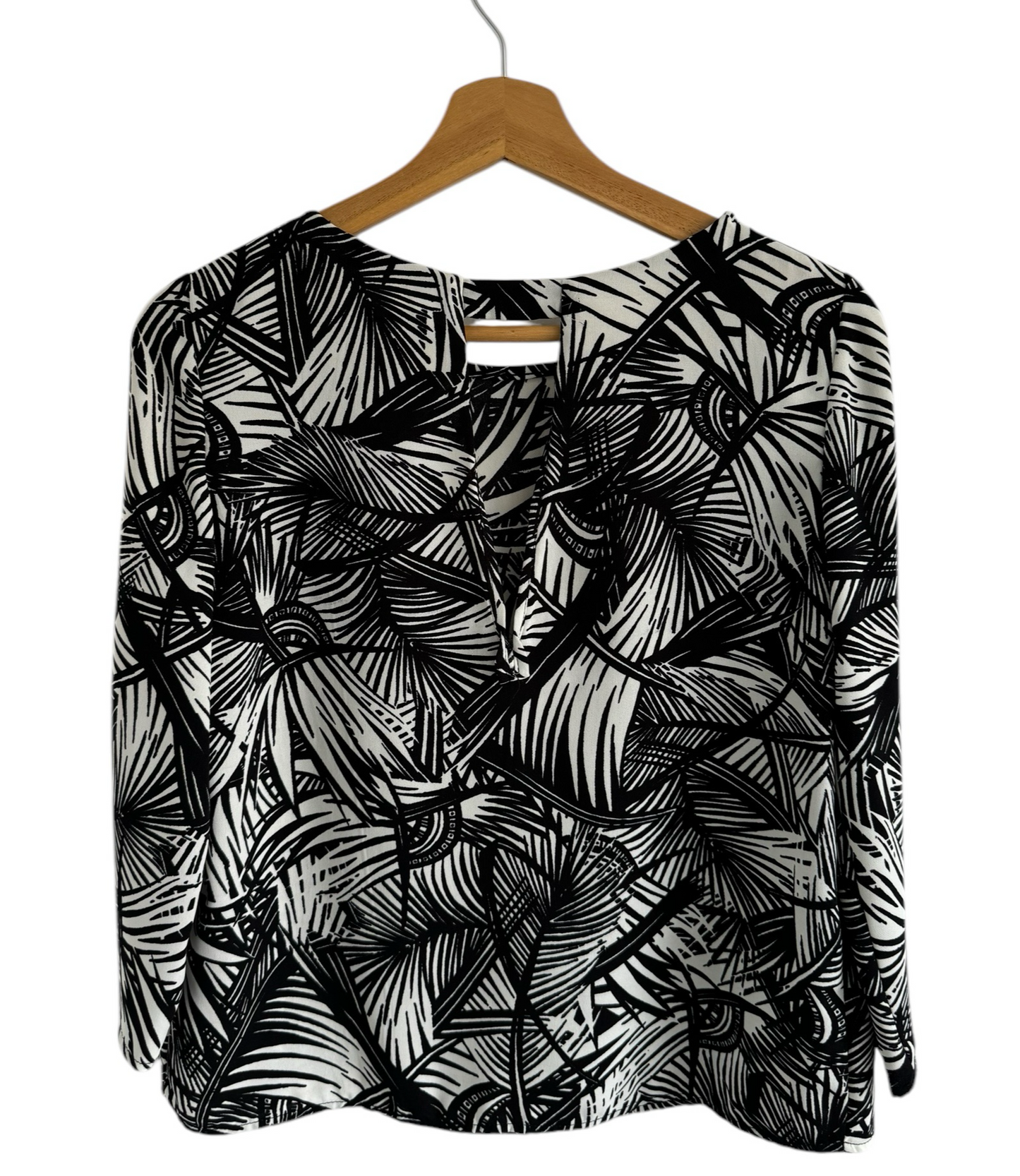 Blusa floral B/N