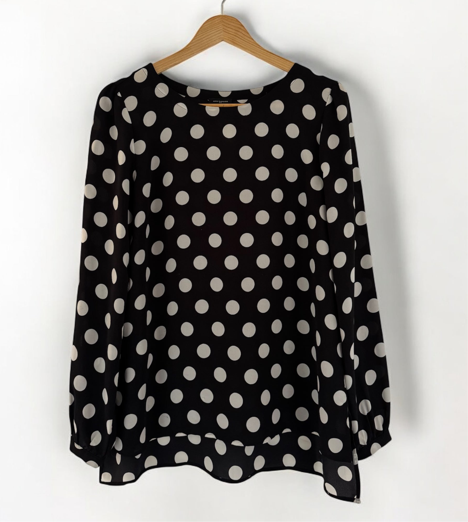 Blusa lunares