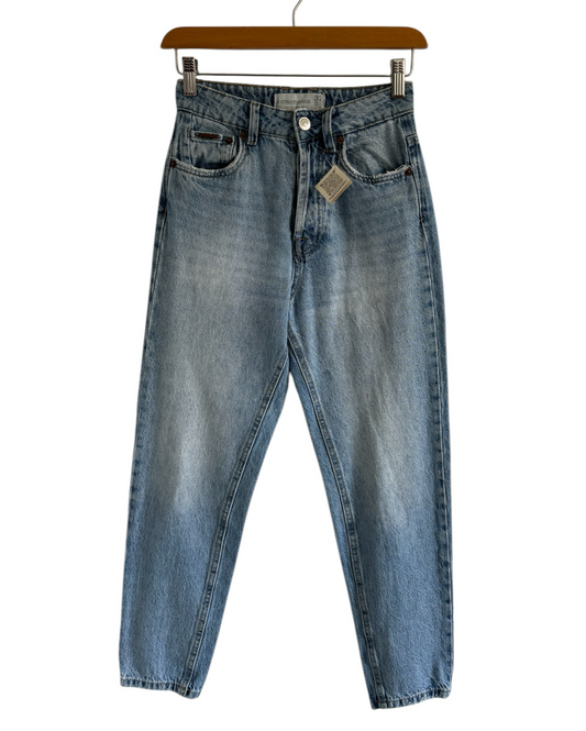 Jean mom fit
