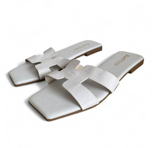 SANDALIAS PLANAS