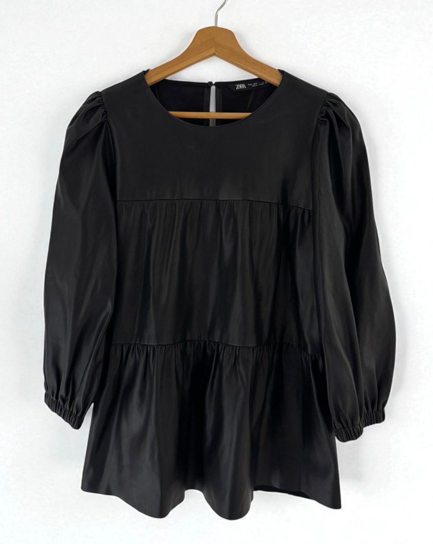 BLUSA SINTÉTICA