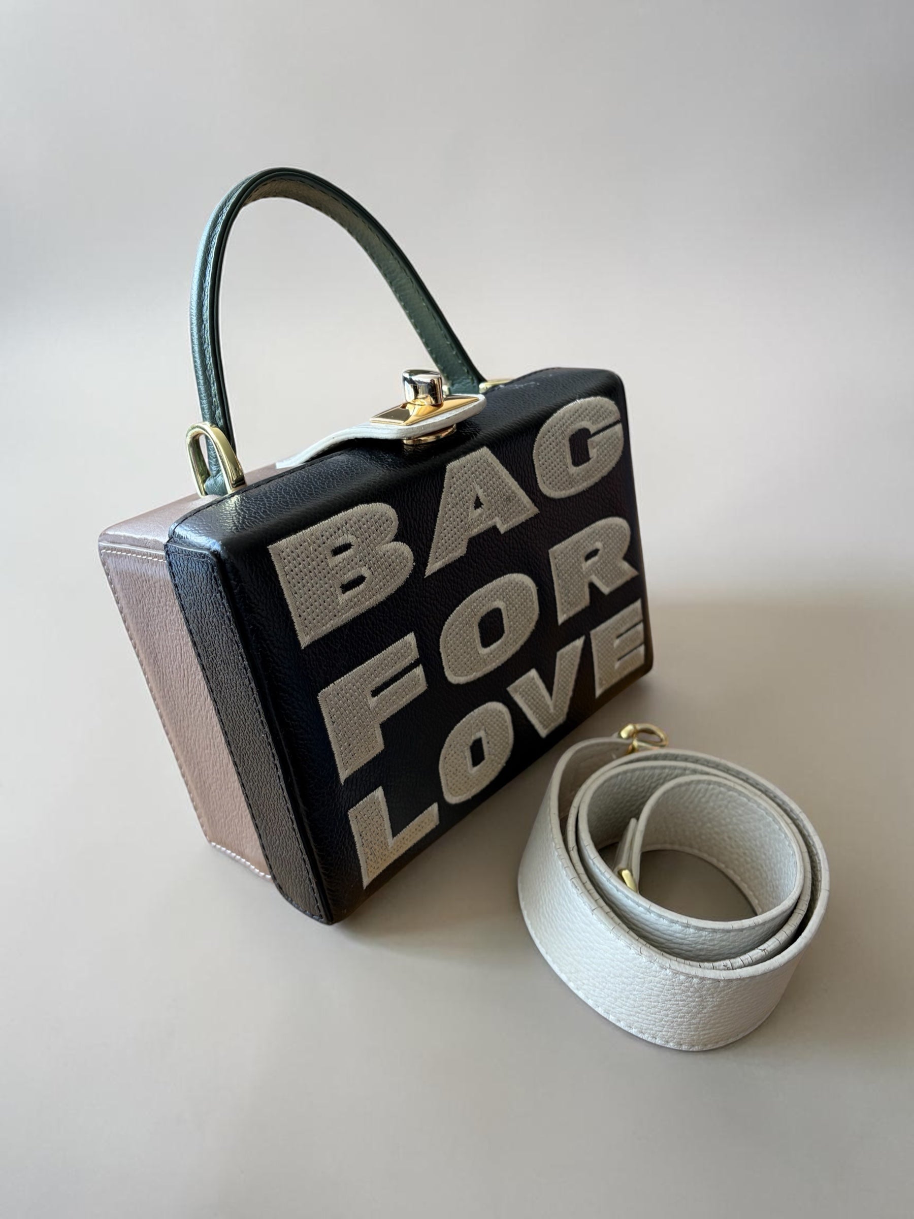 BOX BAG
