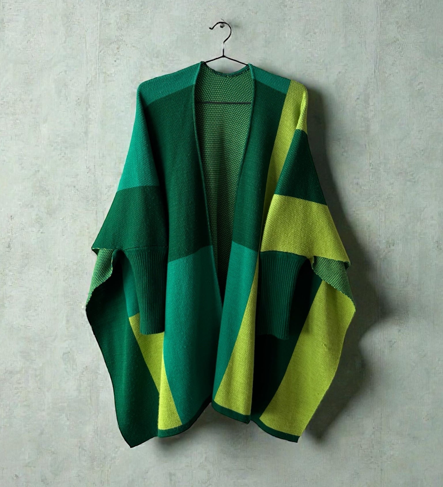 RUANA GREEN